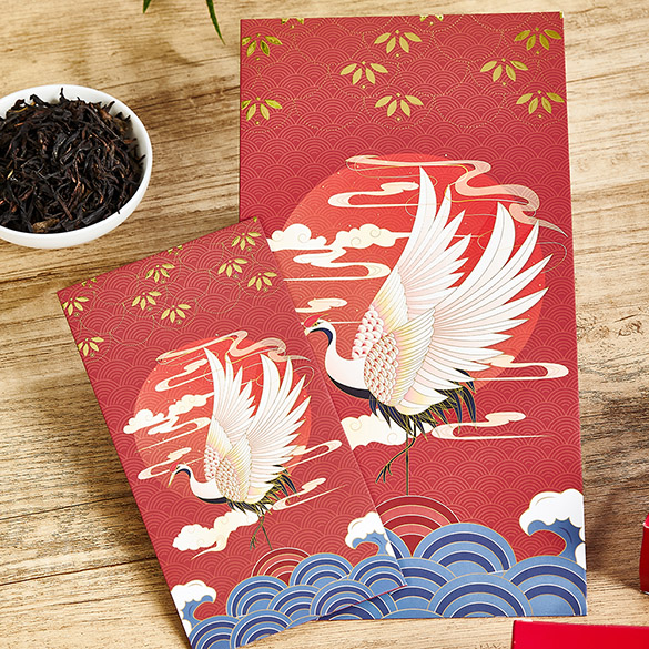 Custom-made  Chinese New Year red  pockets by a Hong Kong printing factory. e-print offers a variety of sizes and paper qualities for red packet printing services.